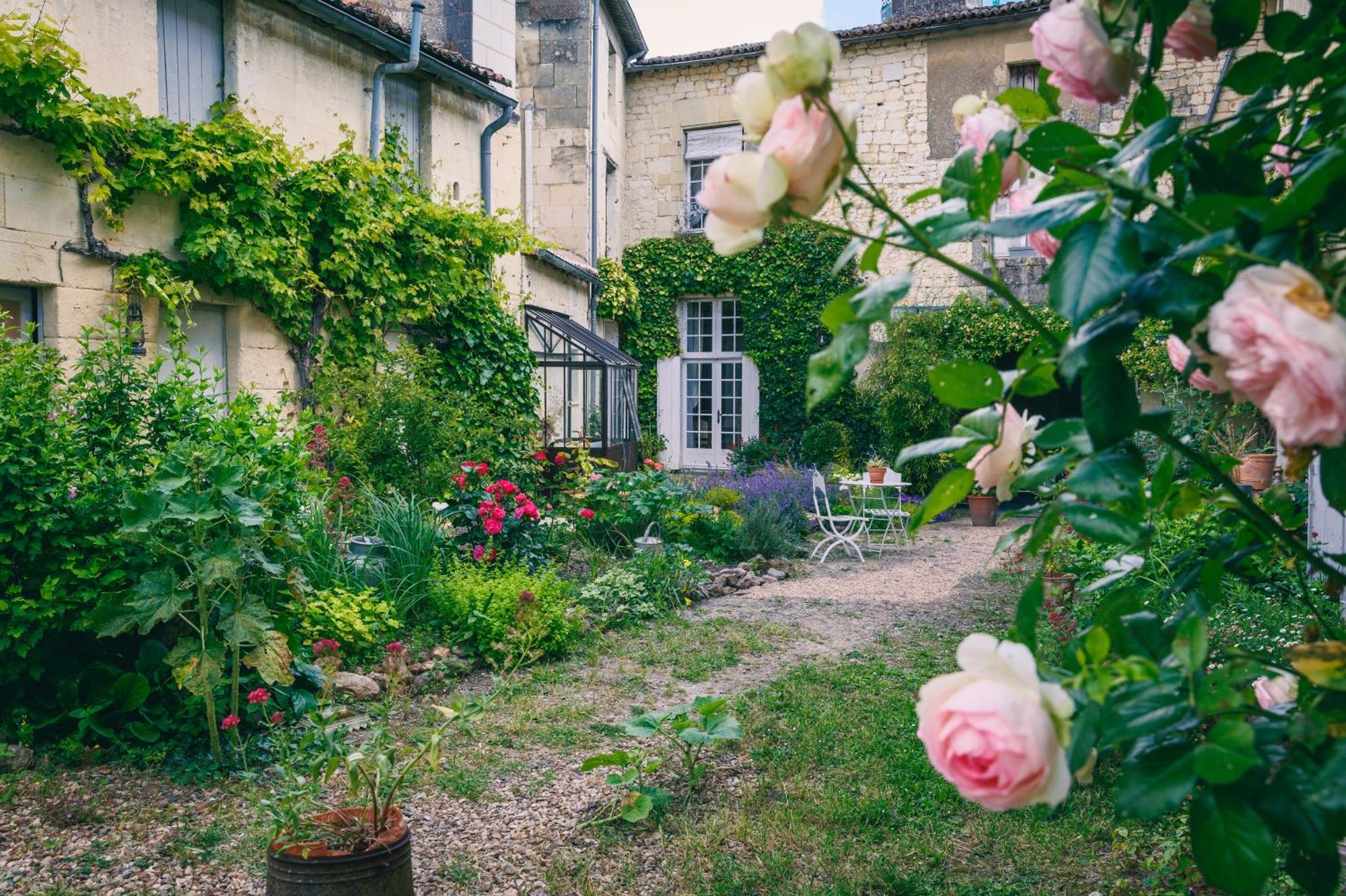 Hotel Le Prieure Sainte Croix Loudun Zewnętrze zdjęcie