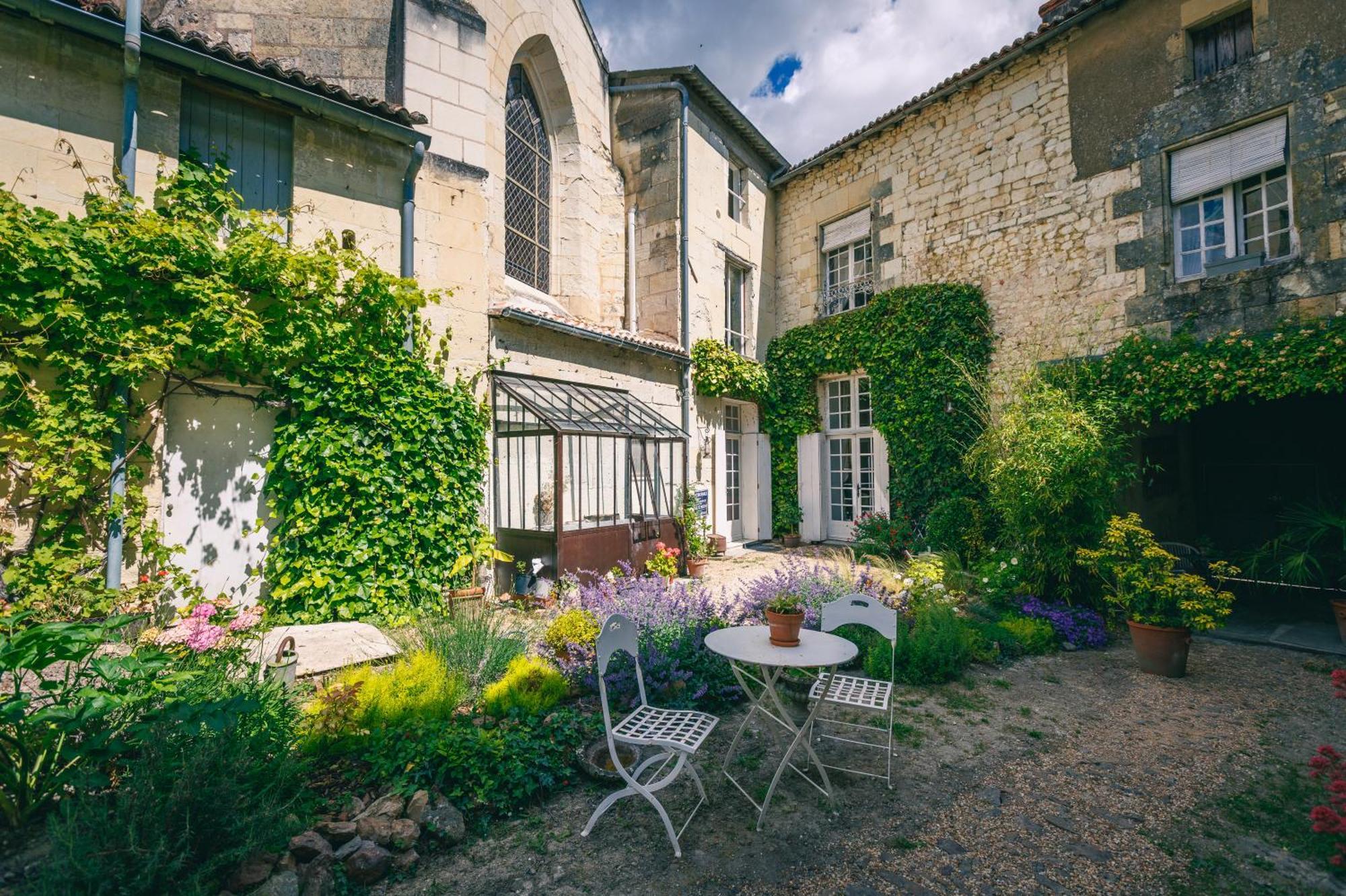 Hotel Le Prieure Sainte Croix Loudun Zewnętrze zdjęcie